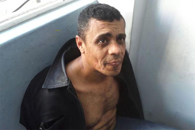  Adelio Bispo de Oliveira, de 40 anos, está detido em Juiz de Fora; ele esfaqueou o candidato durante caminhada pelas ruas da cidade